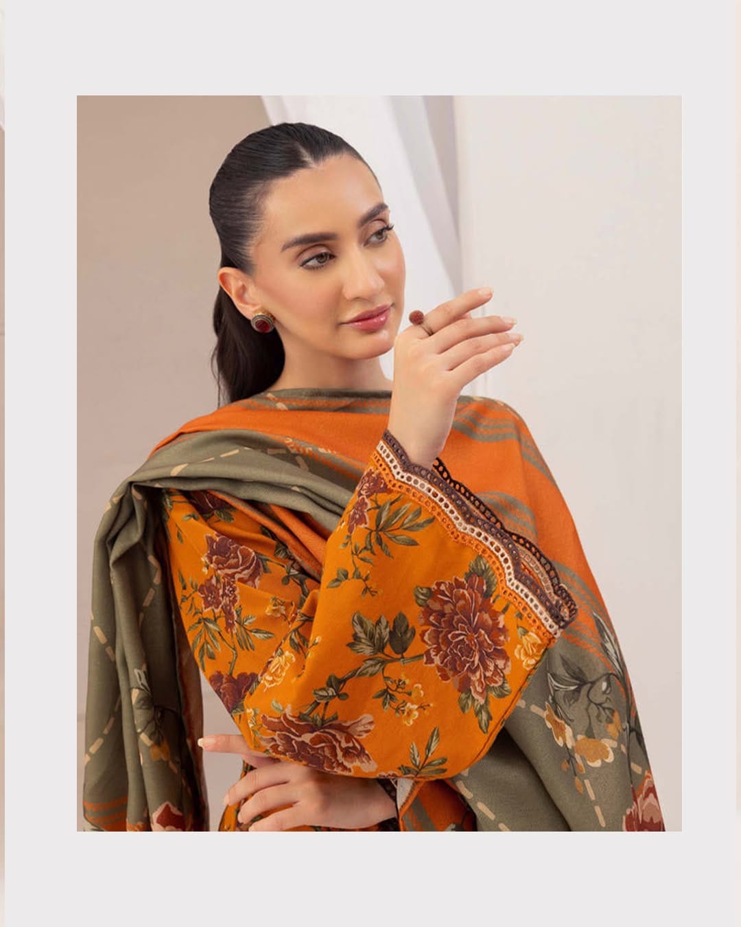 Post 2 by Pakistan Fashion Lounge on Instagram (image)