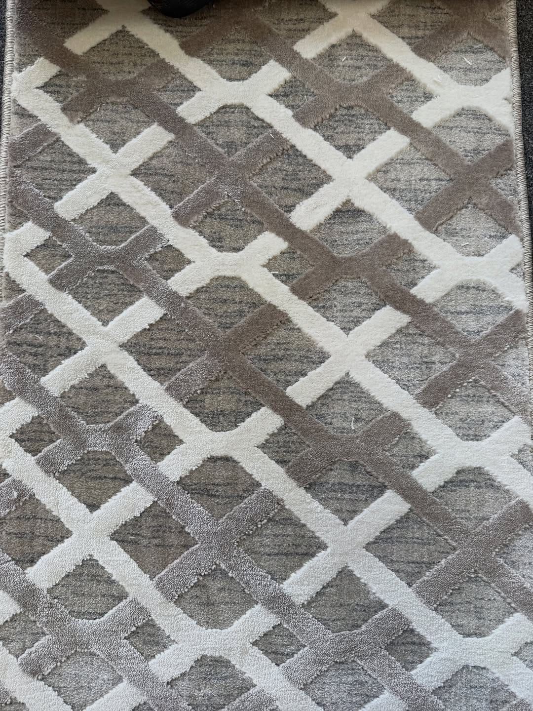 Post 7 by Flooring carpets beds SPC LVT on Instagram (carousel)