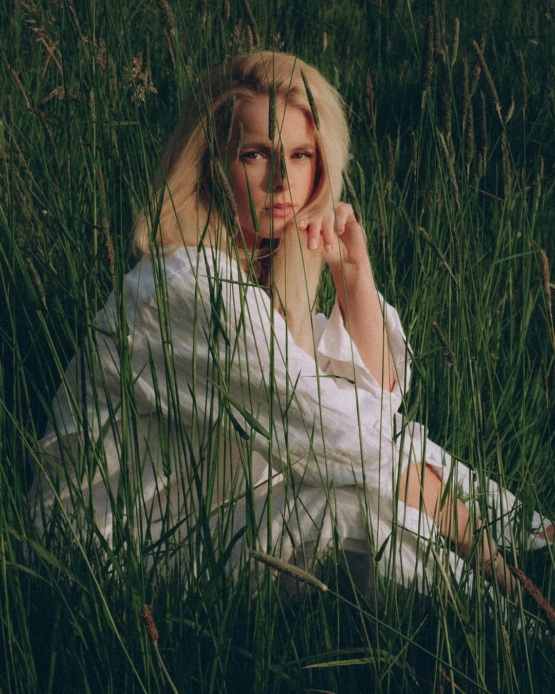 Post 4 by Hannah White on Instagram (carousel)