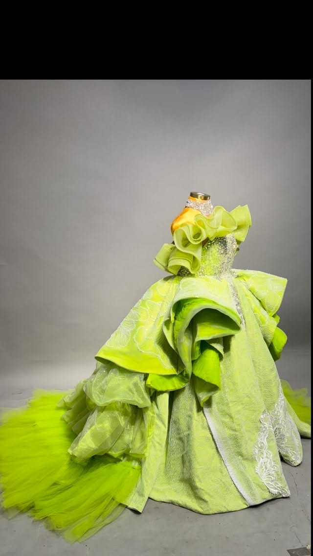 Post 4 by BALL DRESSES By MANDD on Instagram (video)