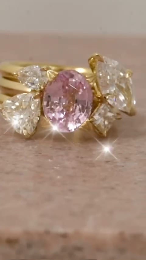 Post 9 by London Rocks Jewellery on Instagram (video)