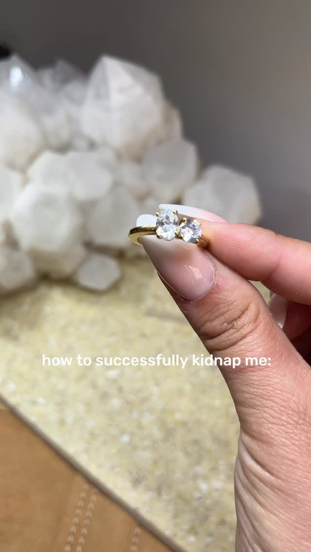 Post 3 by London Rocks Jewellery on Instagram (video)