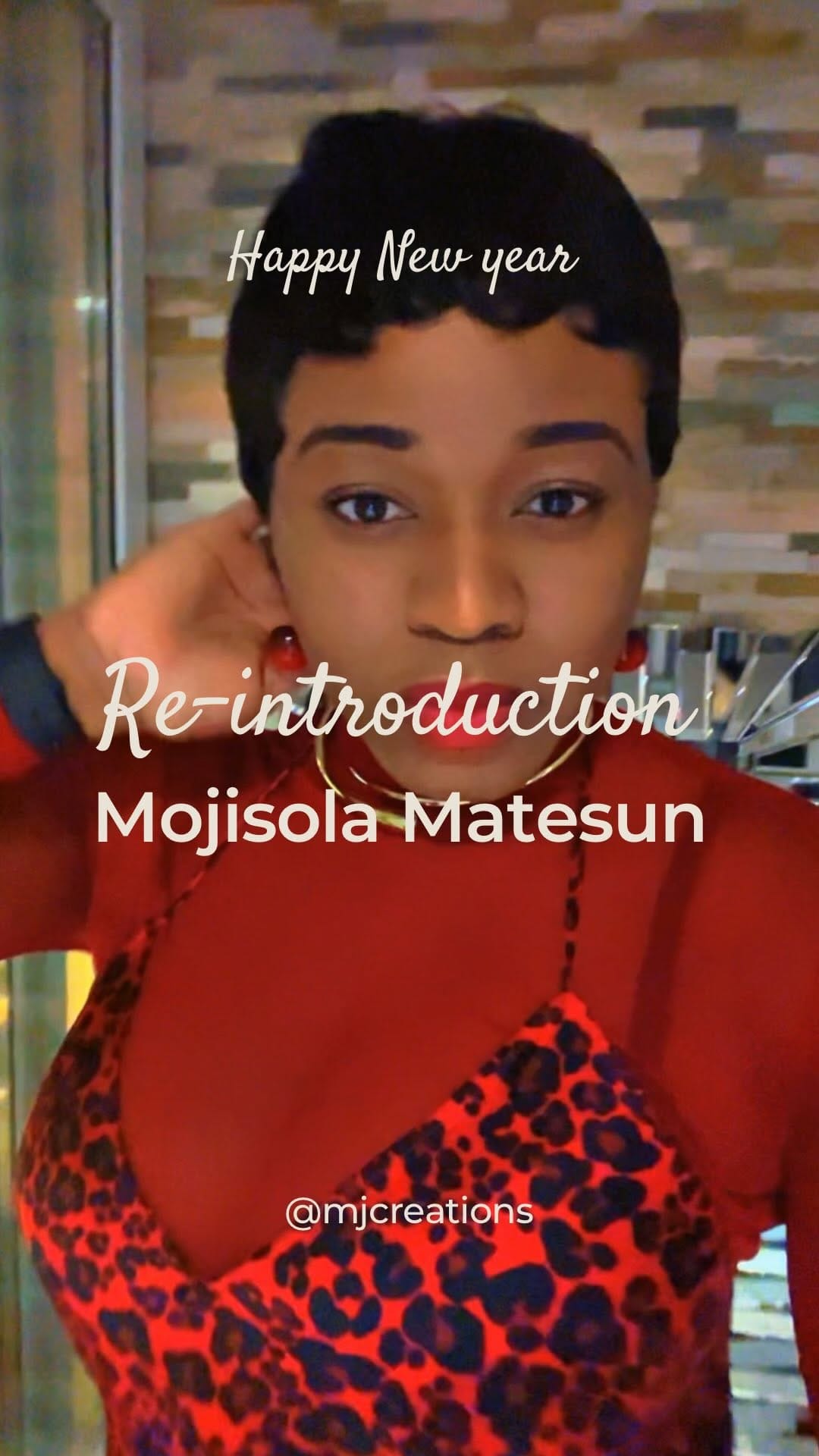 Post 4 by Moji Matesun on Instagram (video)