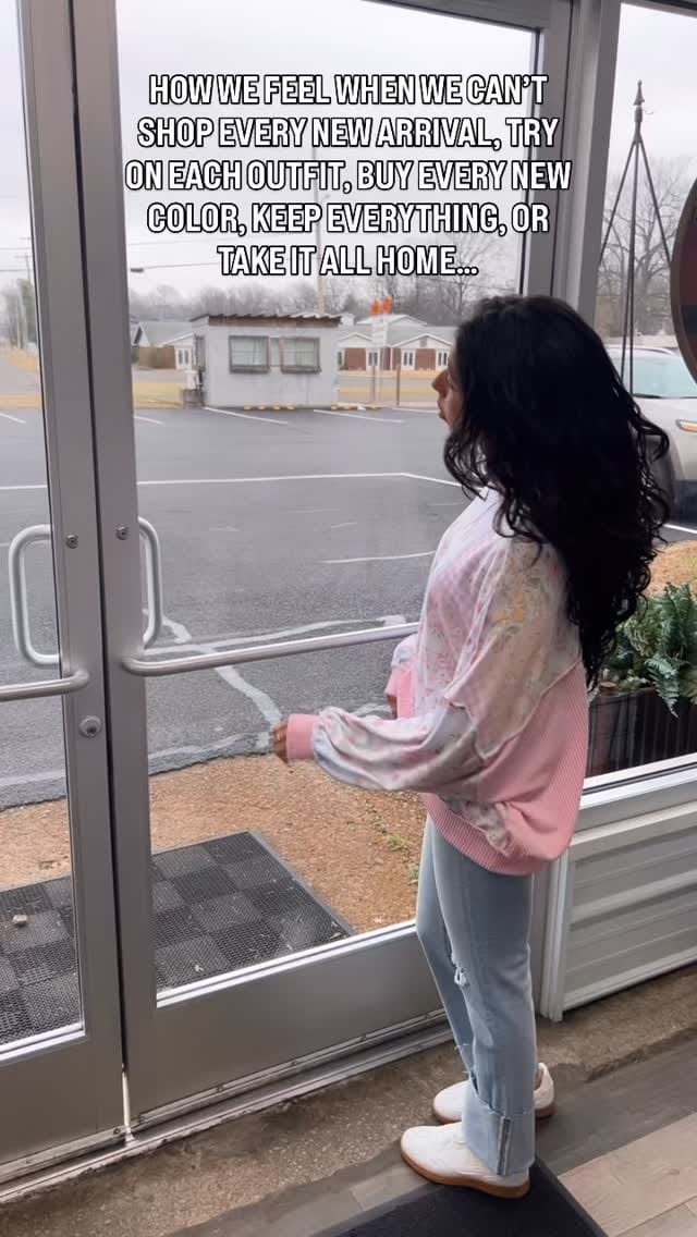 Post 8 by The dirt road on Instagram (video)