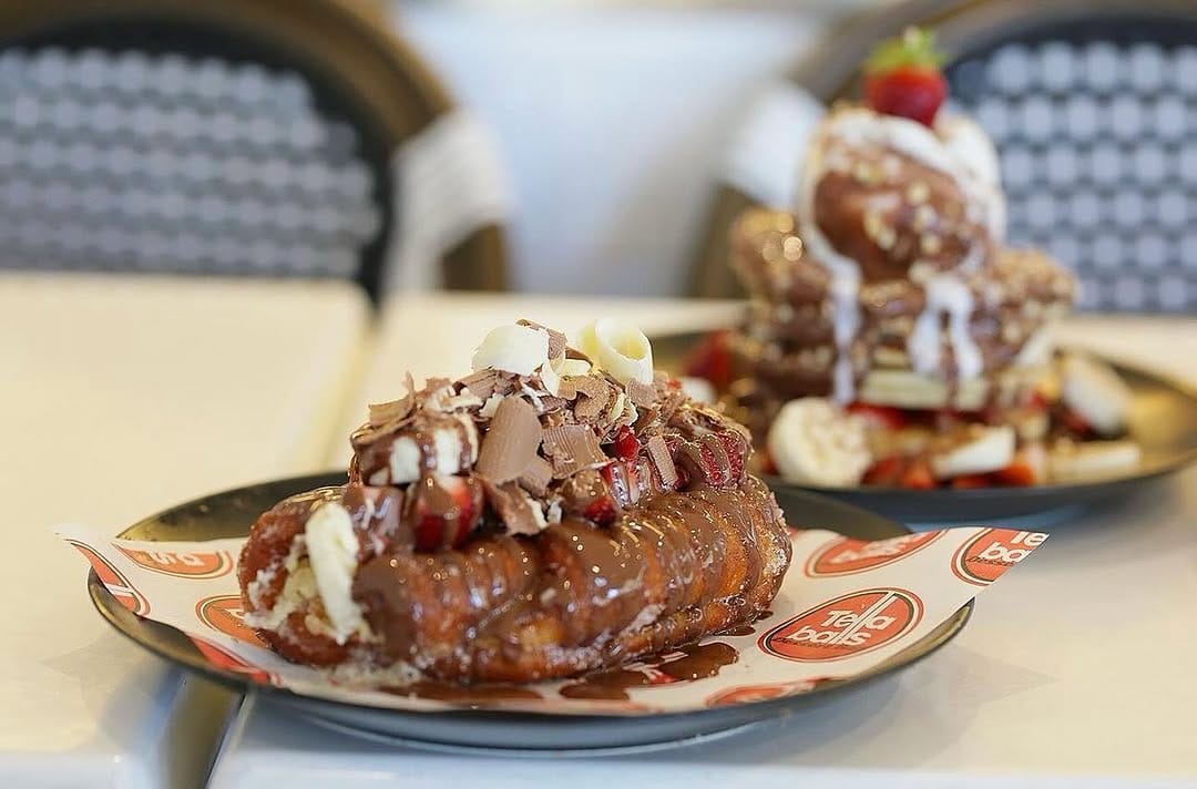 Post 8 by Tella Balls Dessert Bar on Instagram (image)