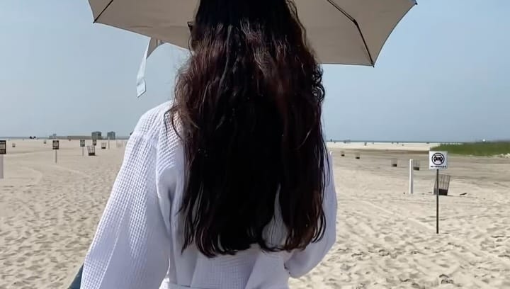 Post 5 by Lu on Instagram (carousel)