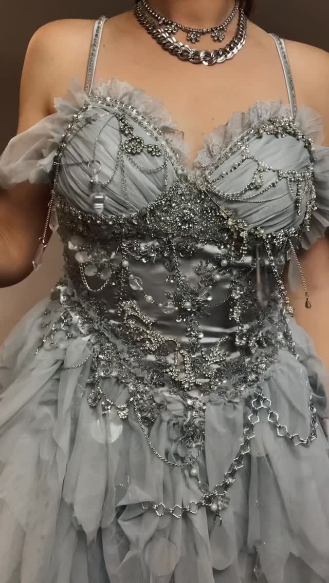 Post 9 by Meg Lara Atelier on Instagram (video)