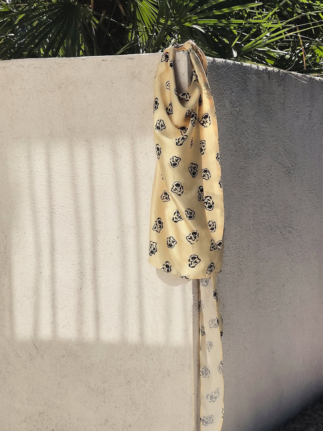 Post 2 by DAY      6 | Slow womenswear fashion on Instagram (carousel)