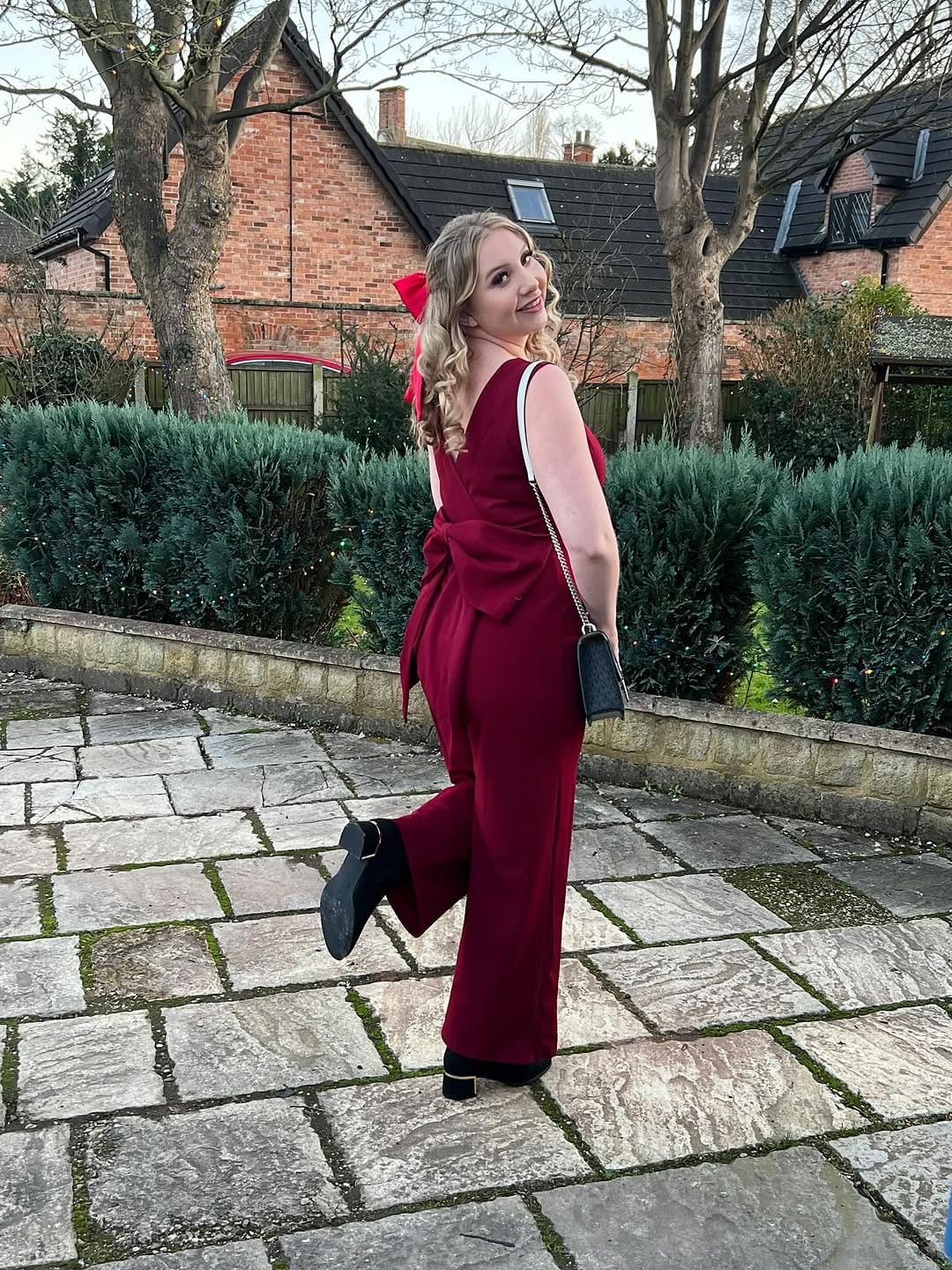 Post 5 by Ella 💕 - Fashion Influencer on Instagram (carousel)