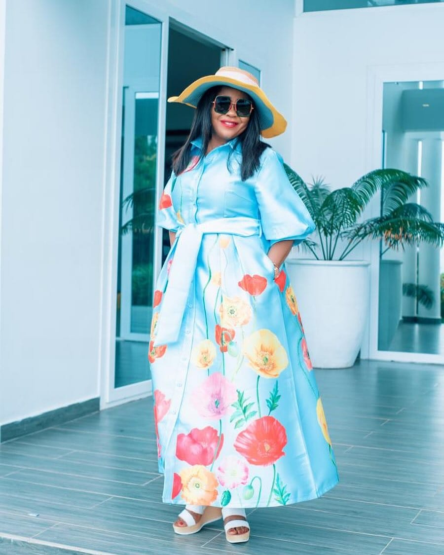 Post 10 by BEAUTY POINT 👗👡👠👛👜 on Instagram (image)