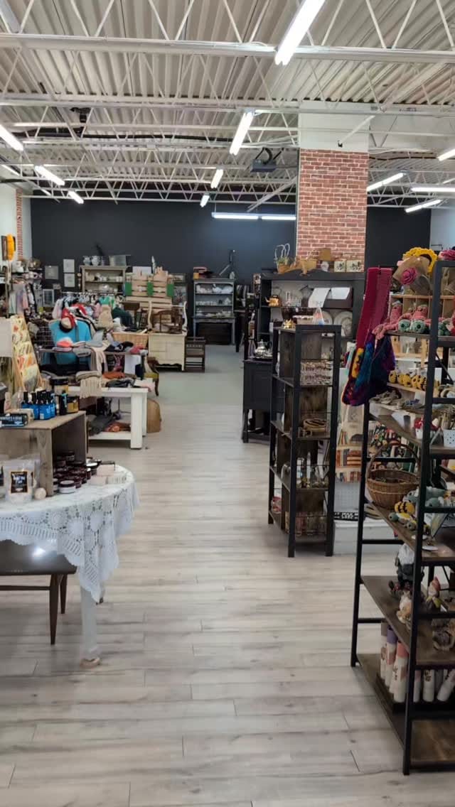 Post 8 by Duck&Dodo Market on Instagram (video)