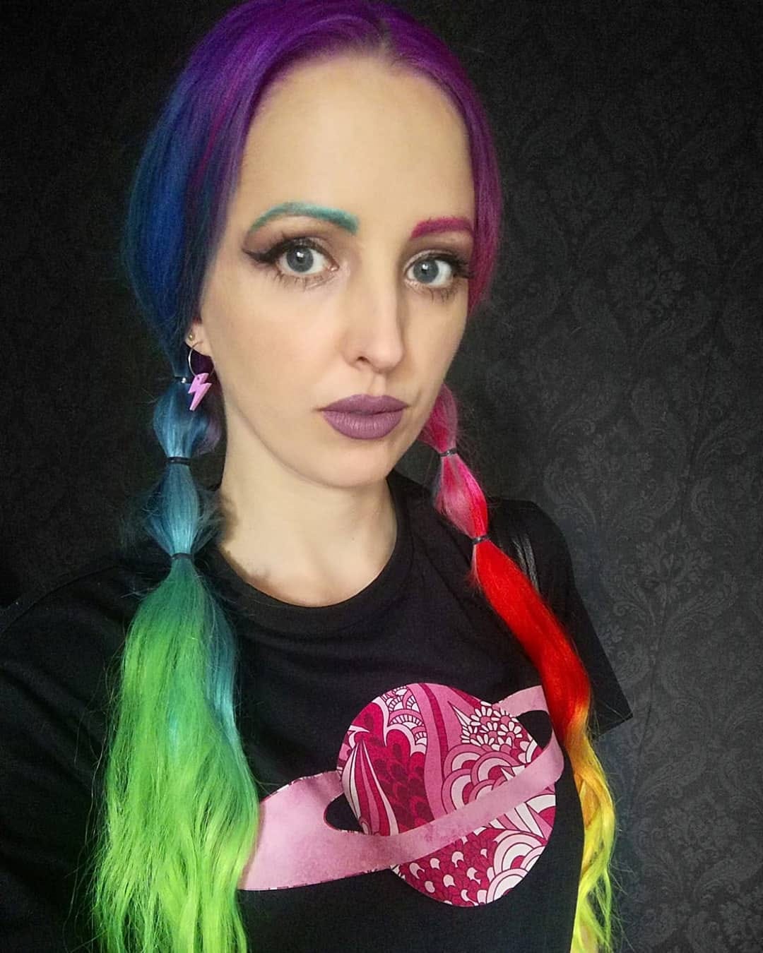 Post 9 by 🖤🌈🖤Ⱡł₮₮ⱠɆ ₥ł₴₴ VɆ₦Ø₥🖤🌈🖤 on Instagram (image)