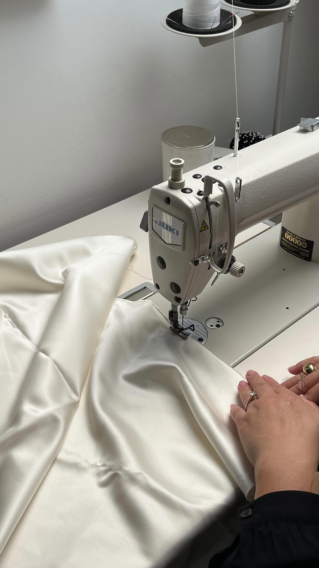 Post 10 by MARCELA GIOCANTI | LONDON BRIDAL ATELIER on Instagram (video)