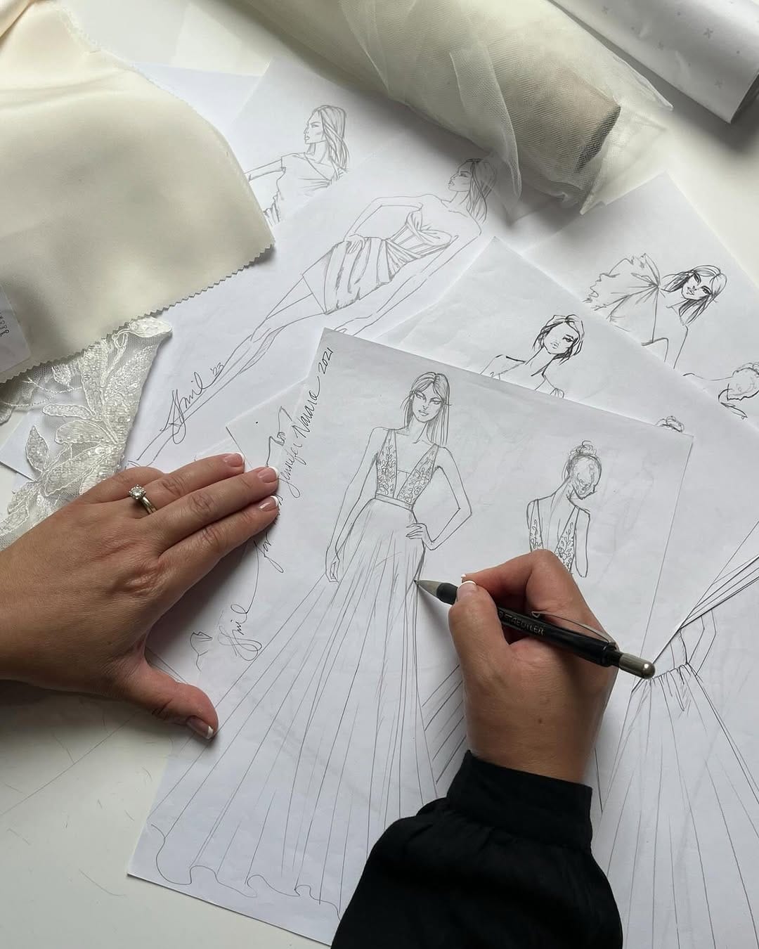 Post 7 by MARCELA GIOCANTI | LONDON BRIDAL ATELIER on Instagram (carousel)