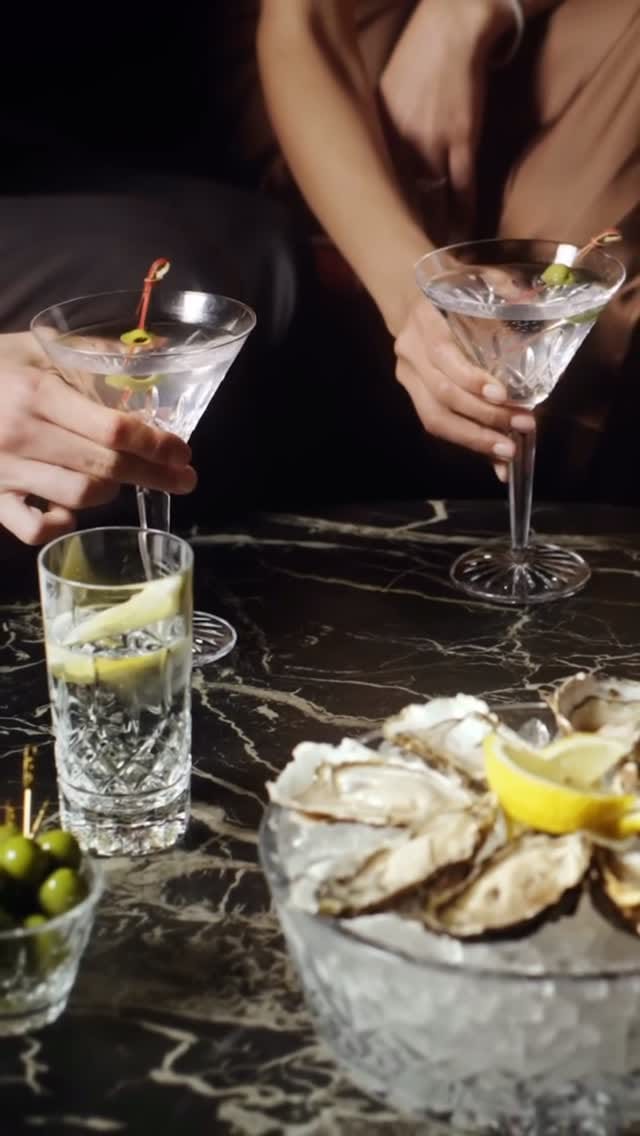 Post 1 by Peter's of Kensington on Instagram (video)