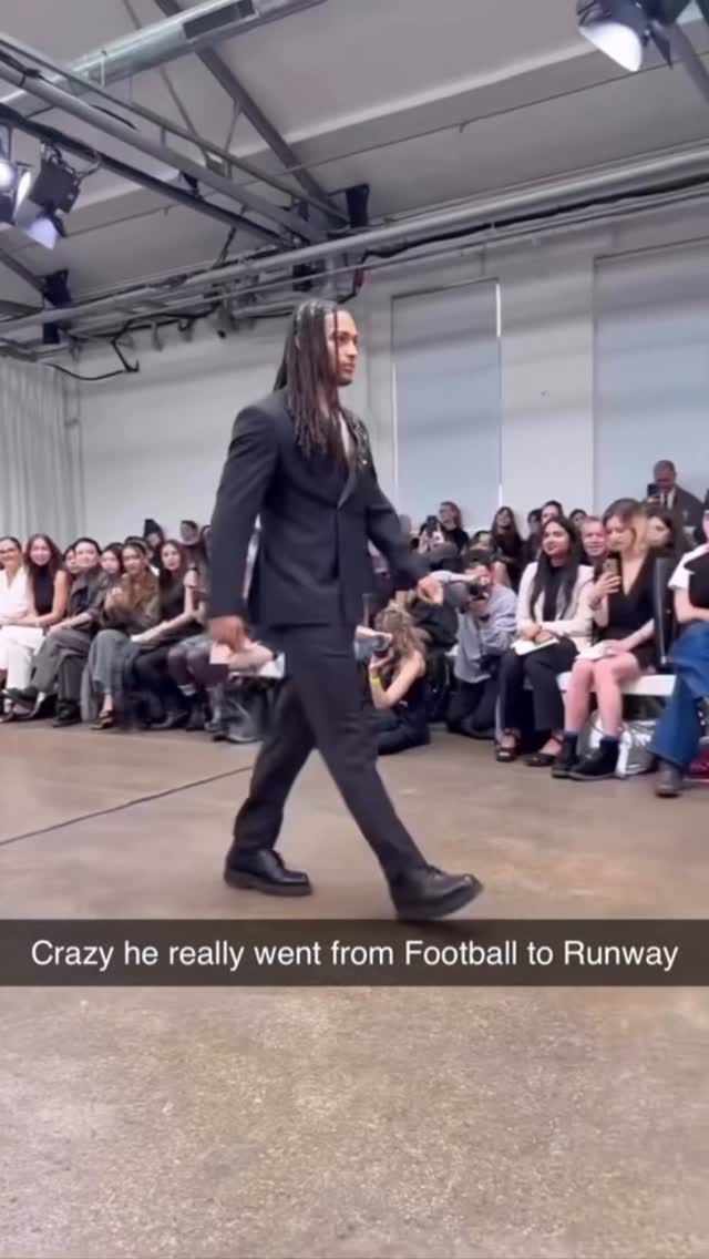 Post 5 by ᴅᴇꜱɪɢɴꜱ ʙʏ ᴍɪɴᴀᴀᴢ on Instagram (video)