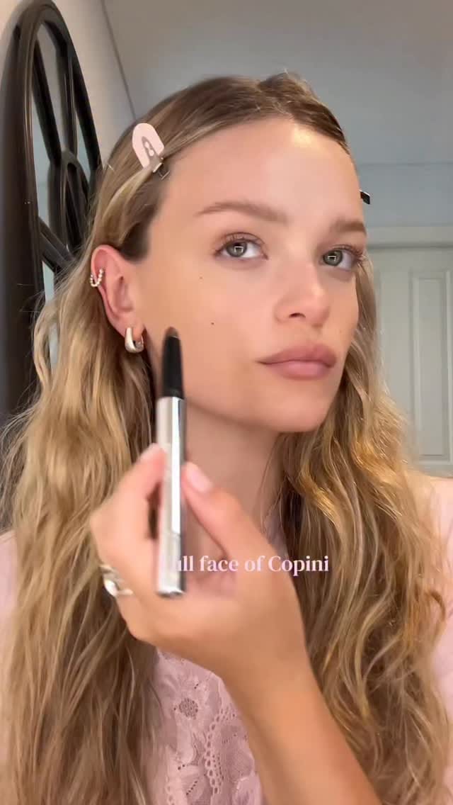 Post 1 by M A D E L A I N E on Instagram (video)