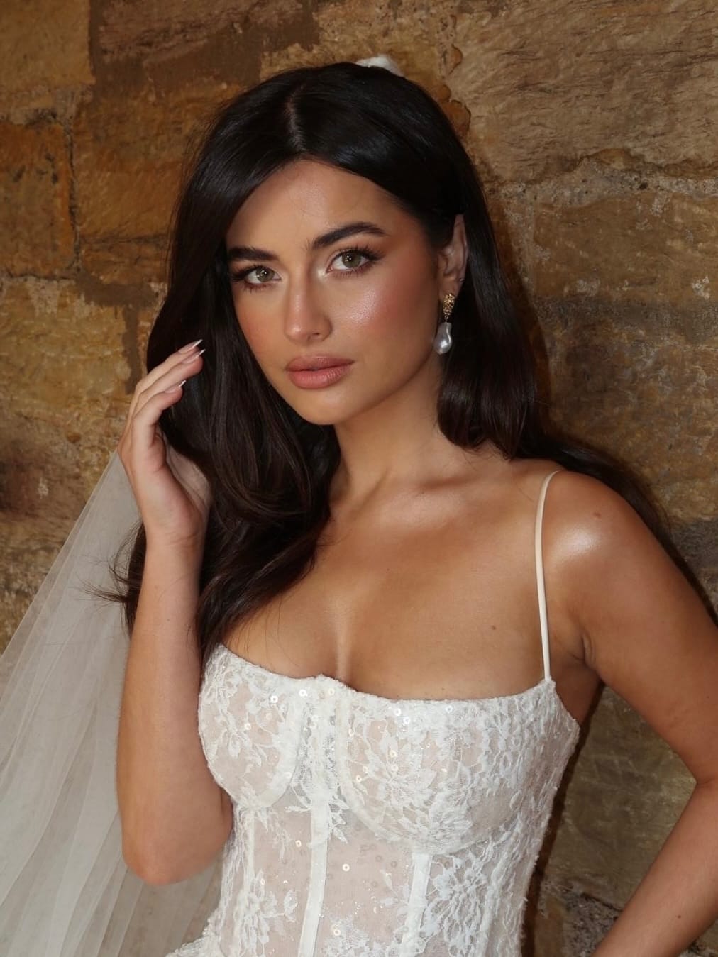 Post 2 by Leyla Uçar 🇹🇷🇬🇧 | London Model on Instagram (carousel)