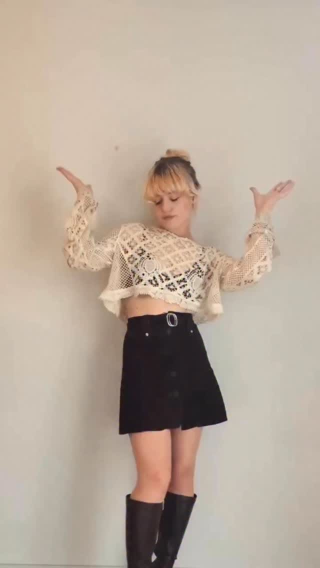 Post 7 by Phe Φ starkey on Instagram (video)