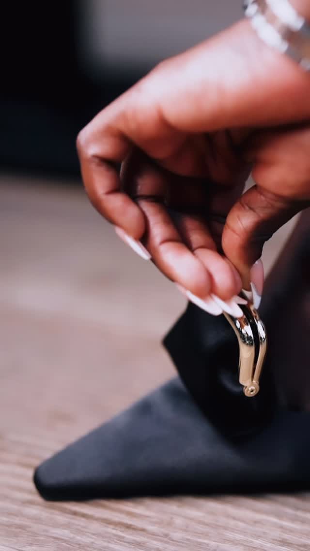 Post 1 by Akua Asante on Instagram (video)