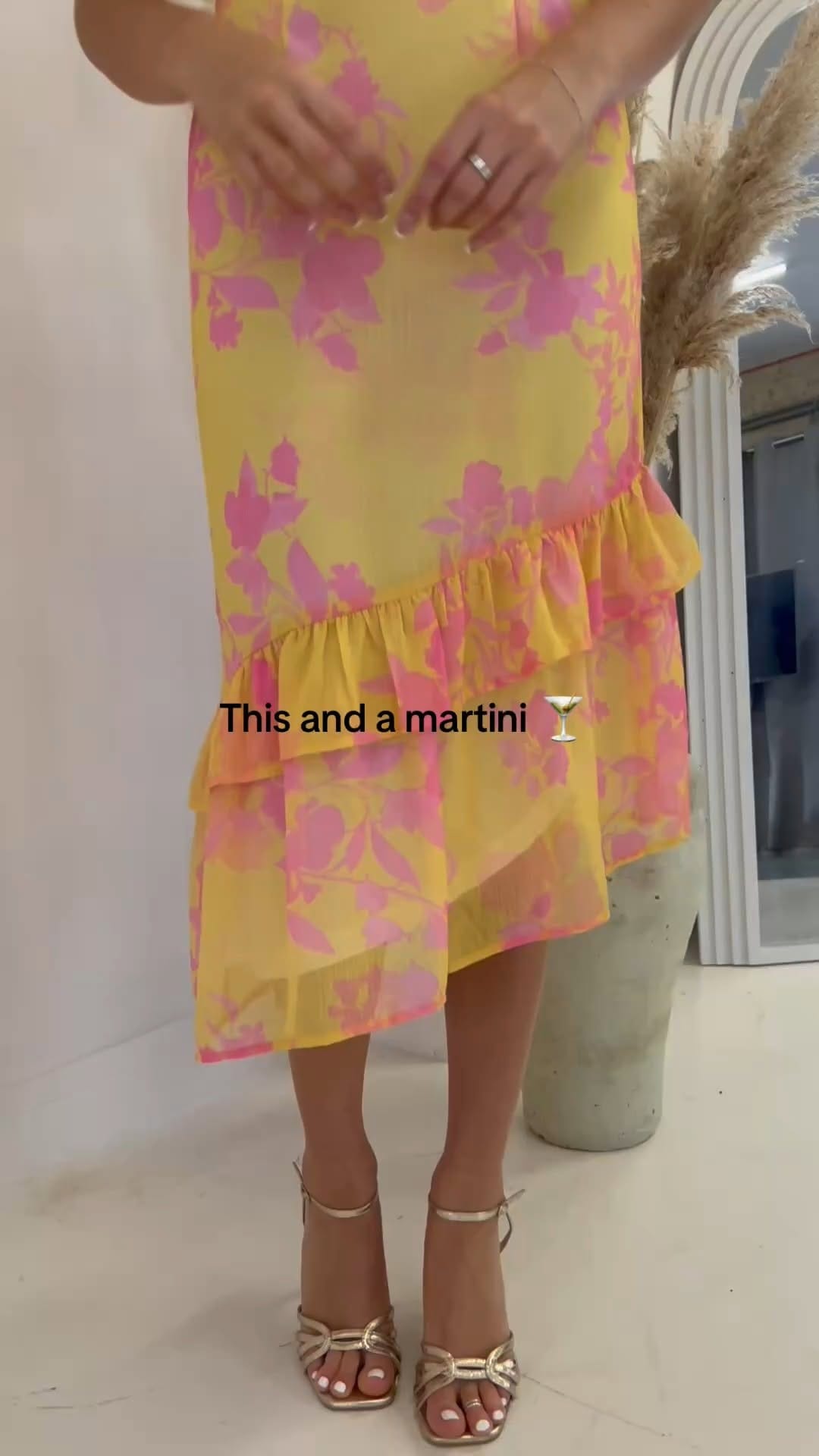 Post 7 by Chi Chi London on Instagram (video)