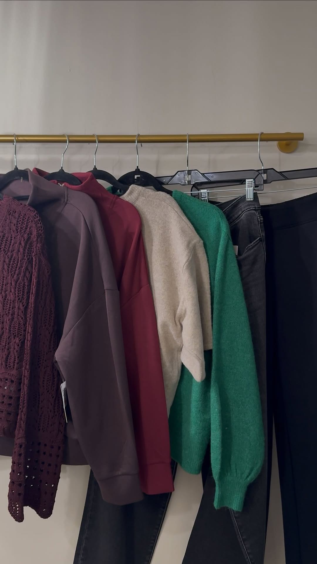 Post 5 by LORDON clothing on Instagram (video)