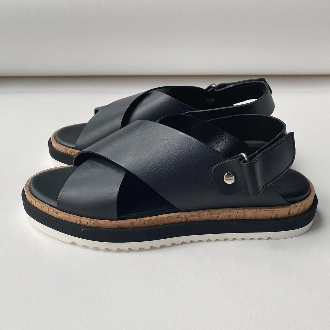 Post 8 by 2505STORE MOSCOW on Instagram (carousel)