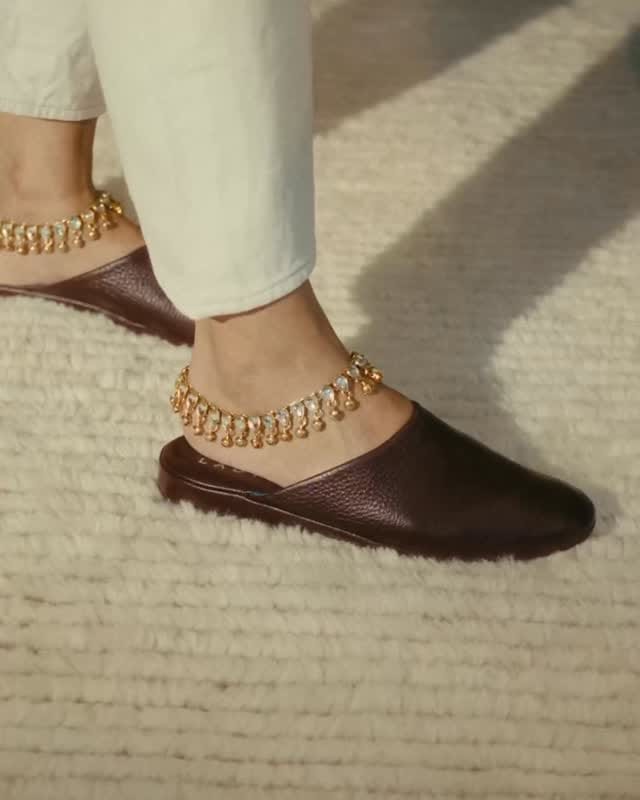 Post 3 by Arthur Sleep on Instagram (video)