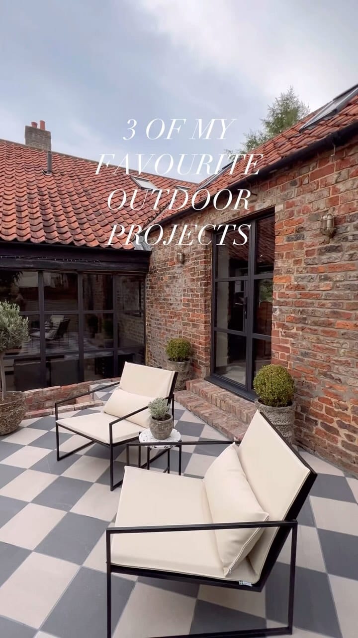 Post 1 by Marisa and Chris on Instagram (video)