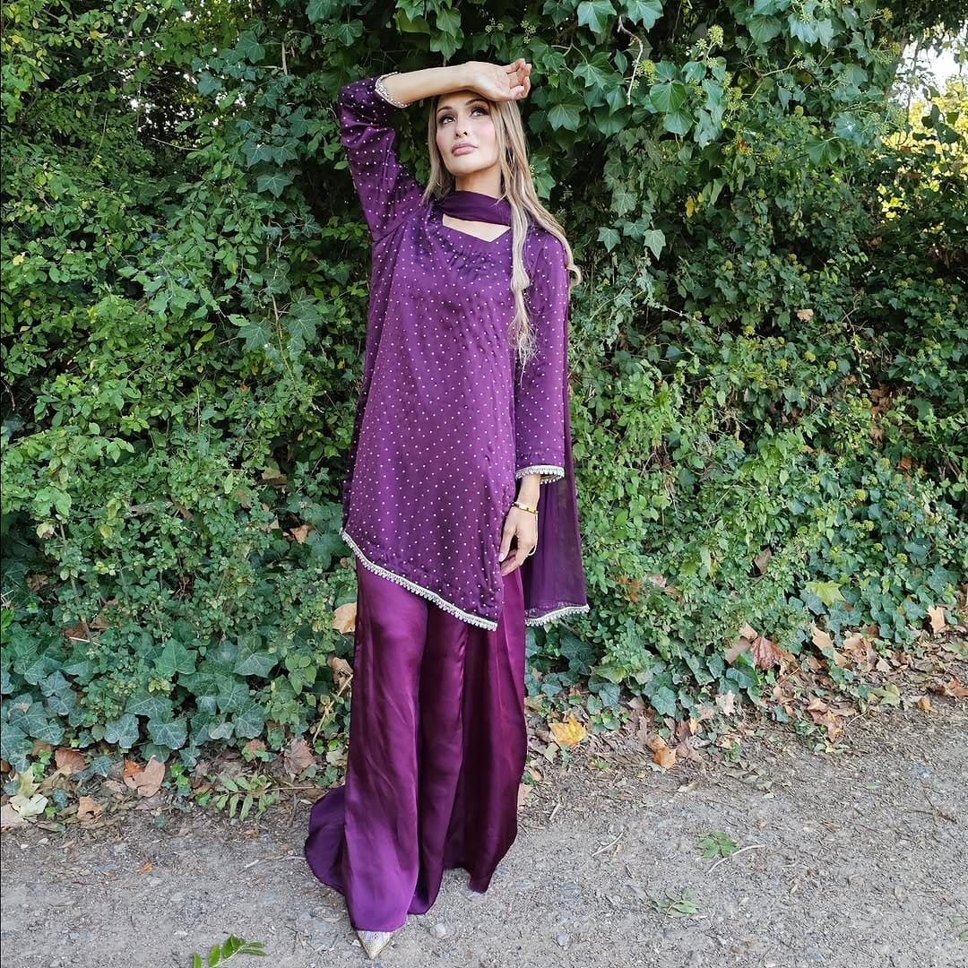 Post 5 by Sarah Zaaraz on Instagram (image)