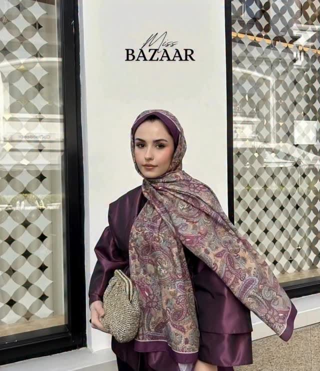 Post 8 by Miss Bazaar on Instagram (video)