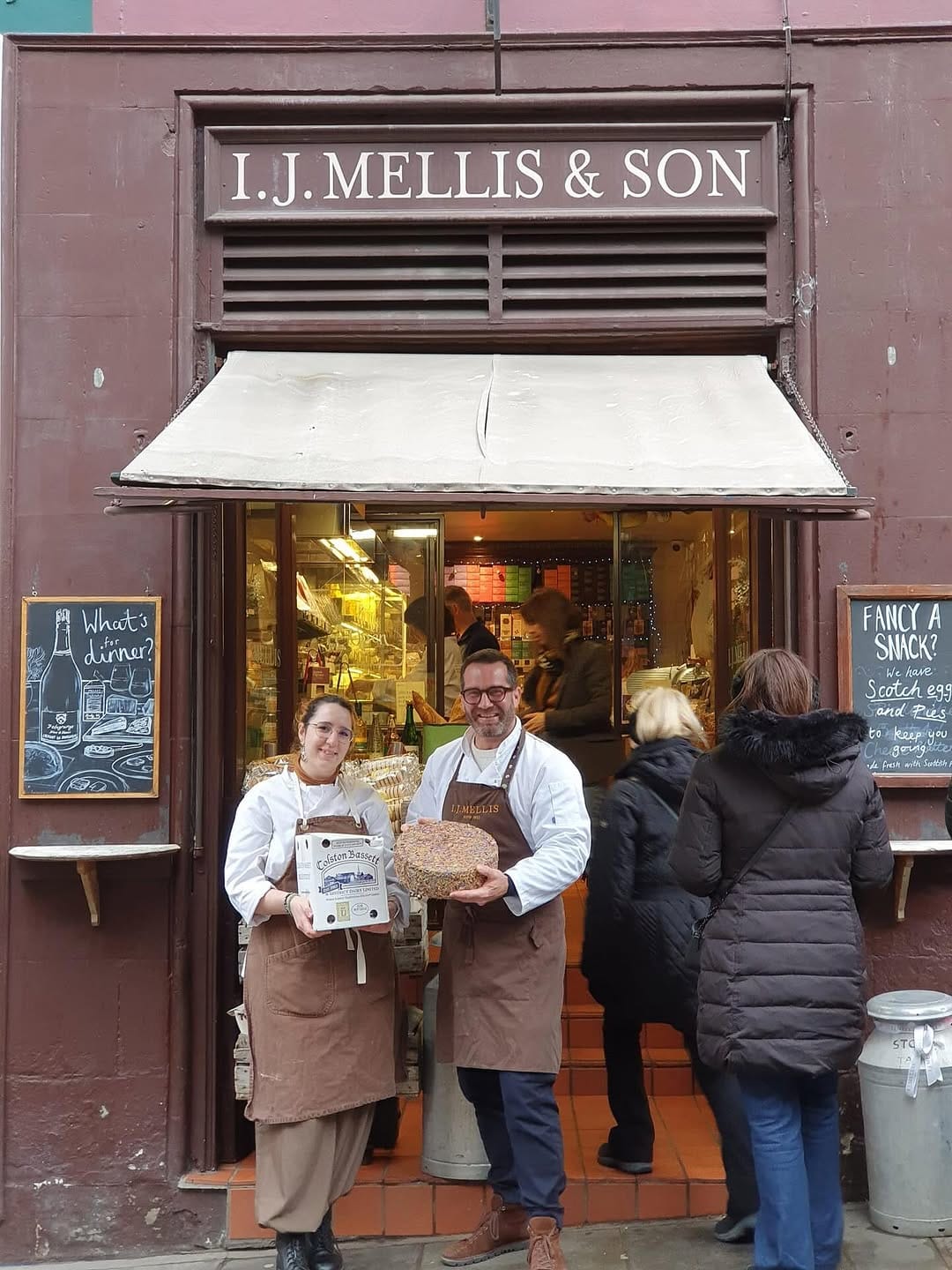 Post 2 by Mellis Cheese on Instagram (image)