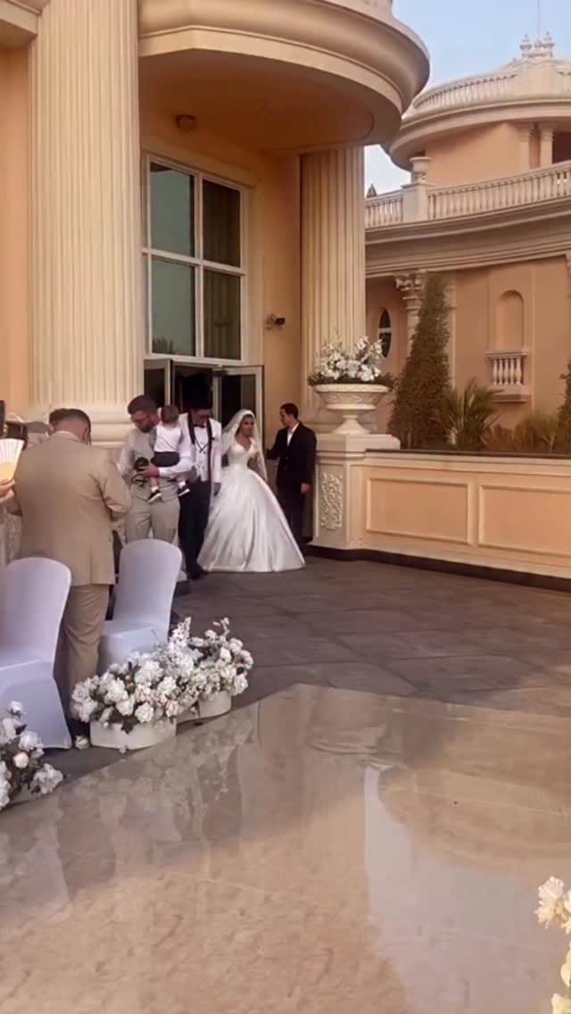Post 9 by 𝐓𝐡𝐞 𝐕𝐢𝐜𝐭𝐨𝐫𝐢𝐚𝐧 Bridal on Instagram (video)