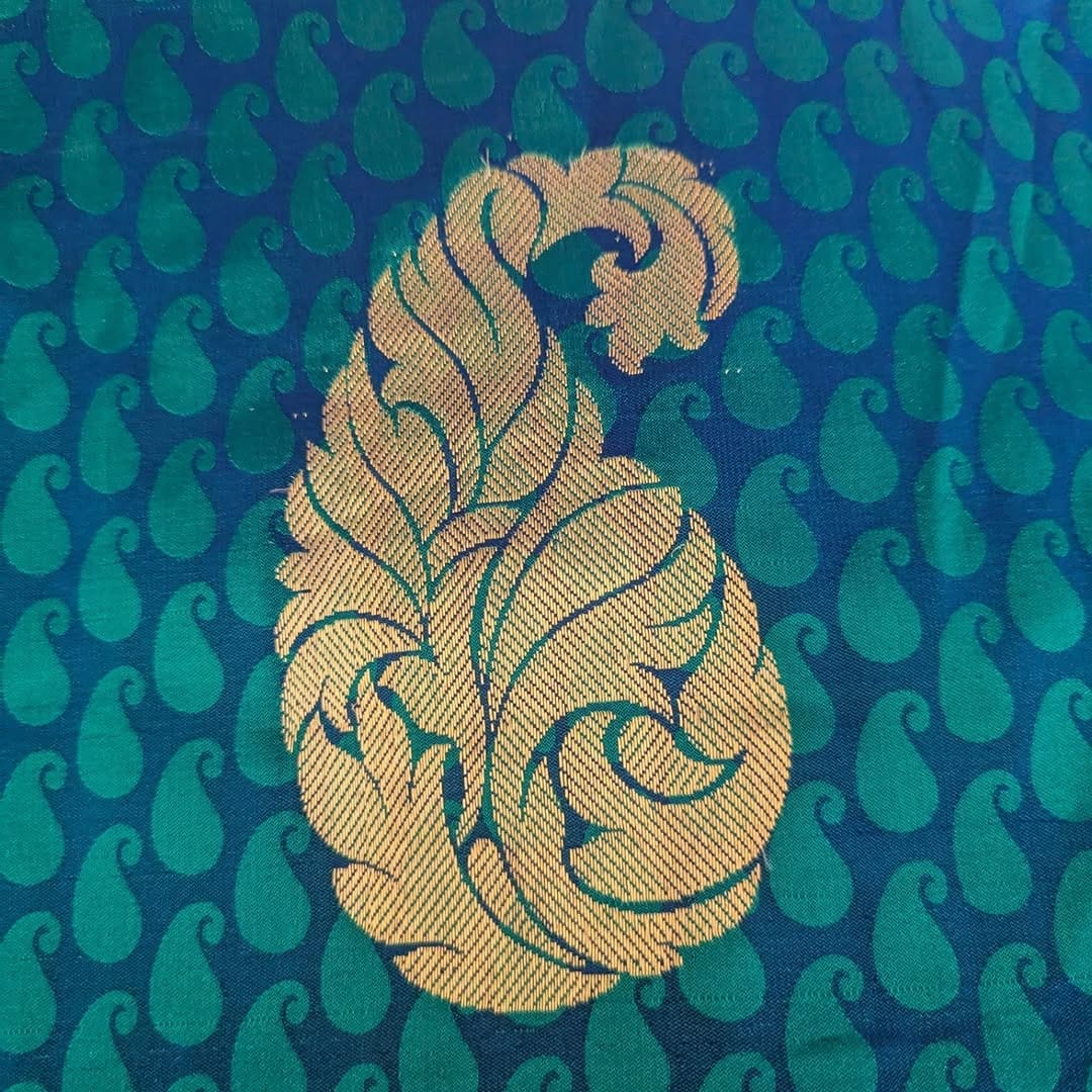 Post 10 by Silkenthread.in on Instagram (carousel)