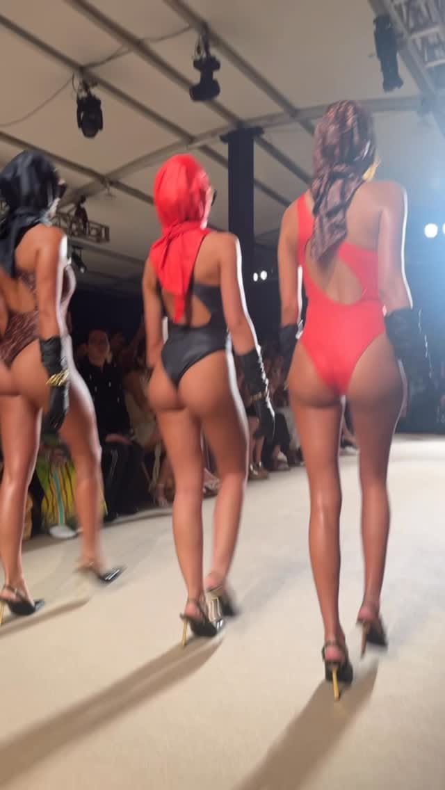Post 2 by Lorenzo Roldan on Instagram (video)