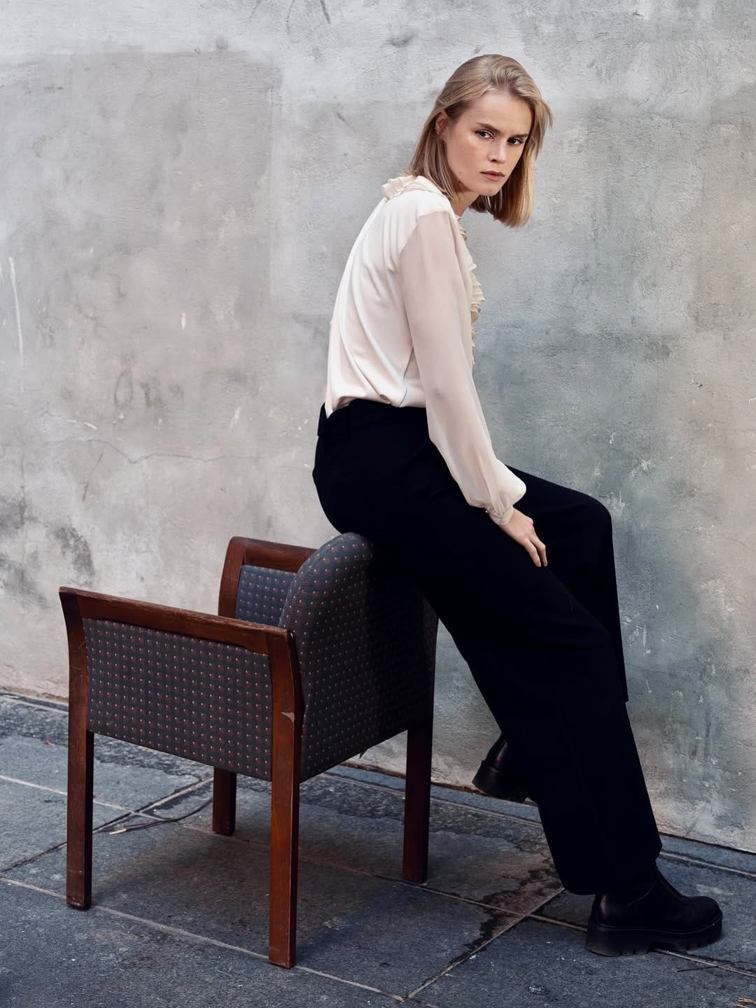 Post 4 by Mariana Humeniuk on Instagram (image)