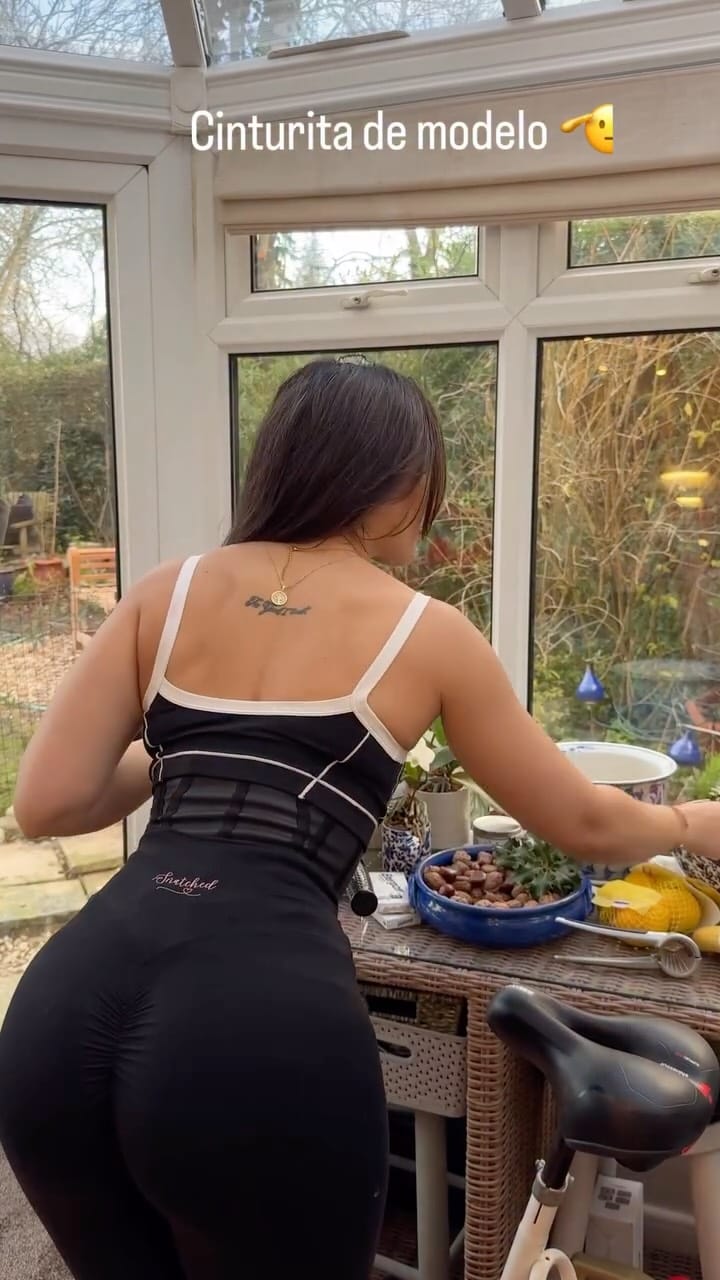 Post 8 by Fajas & Activewear | Latina-Owned 🇨🇴 on Instagram (video)
