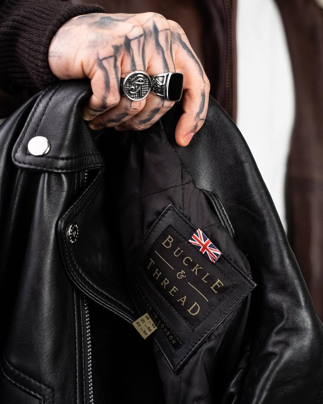 Post 10 by ＢＵＣＫＬＥ  ＆  ＴＨＲＥＡＤ 🇬🇧 on Instagram (image)