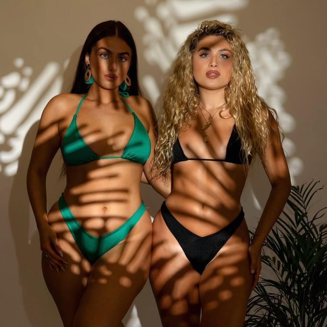 Post 1 by Antonia Bronze on Instagram (image)