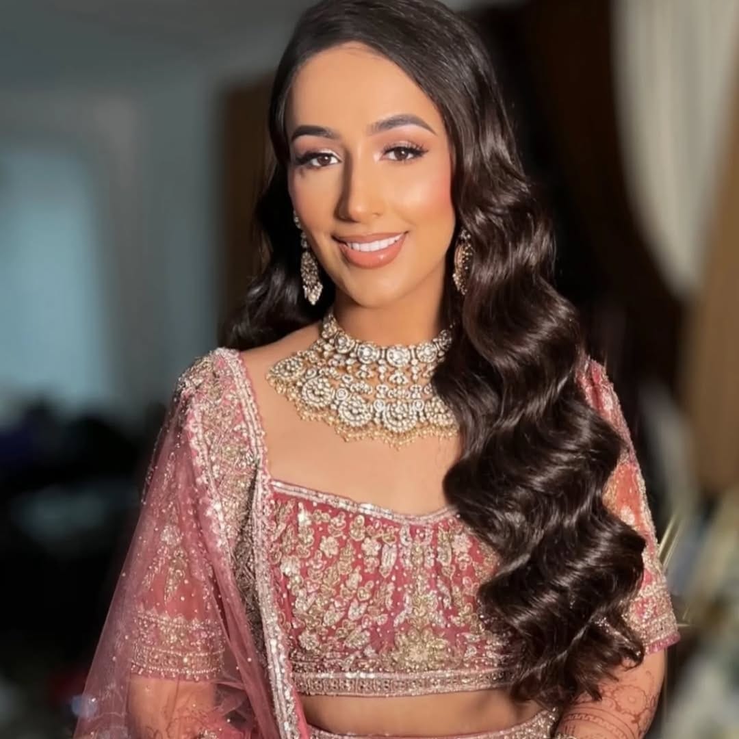 Post 9 by Glimour Jewellery Indian Bridal Jewellery & Choora Designers on Instagram (carousel)