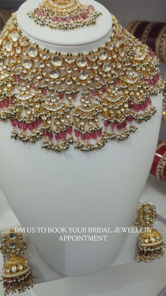 Post 10 by Glimour Jewellery Indian Bridal Jewellery & Choora Designers on Instagram (video)