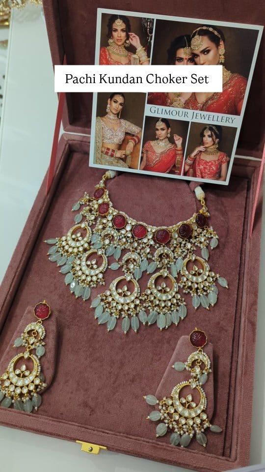 Post 3 by Glimour Jewellery Indian Bridal Jewellery & Choora Designers on Instagram (video)