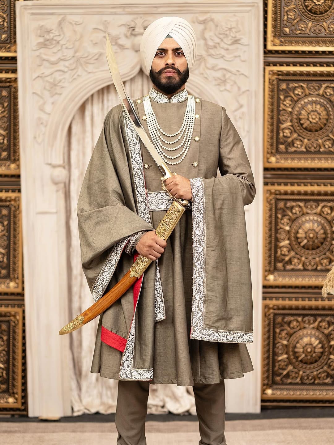 Post 7 by Pagh Vala - Turban Tying and Groomswear Specialists on Instagram (image)