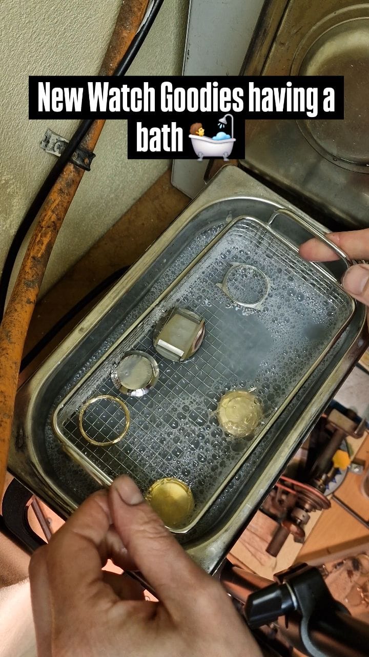 Post 3 by The Antique Watch Company UK on Instagram (video)