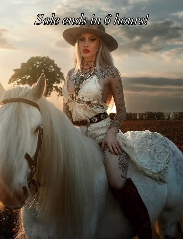 Post 2 by Vera Black on Instagram (video)