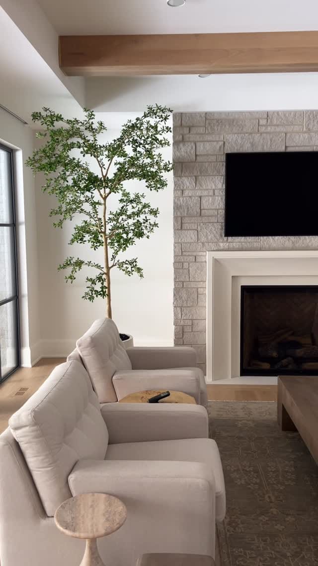 Post 2 by FAUXLIAGE 🪴high quality artificial plants and home decor on Instagram (video)