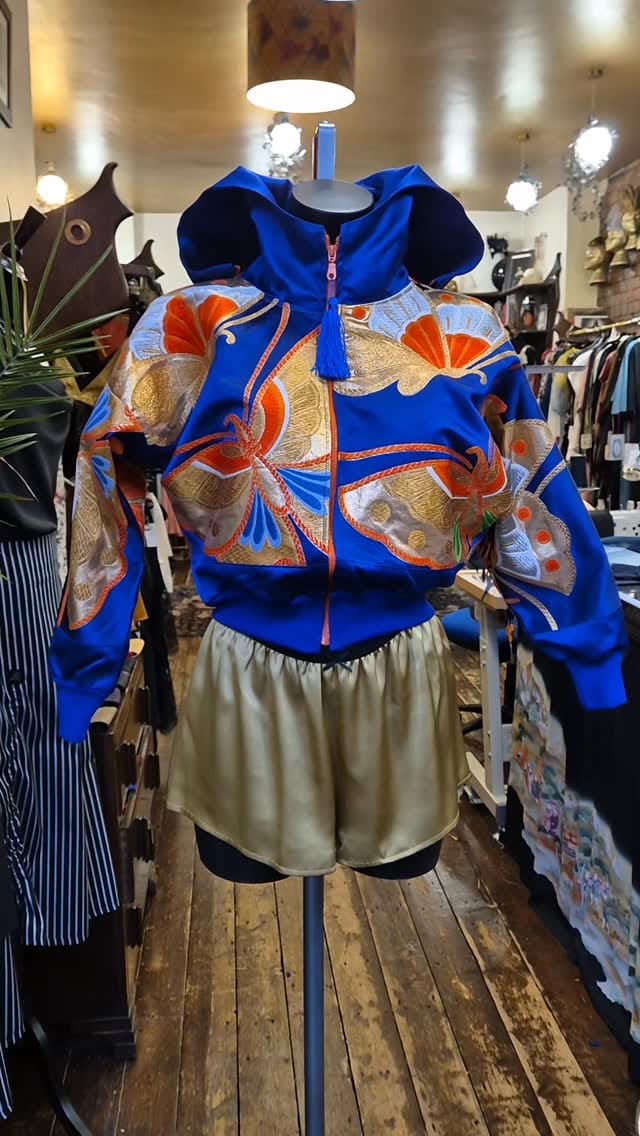 Post 1 by Kiku Boutique on Instagram (video)