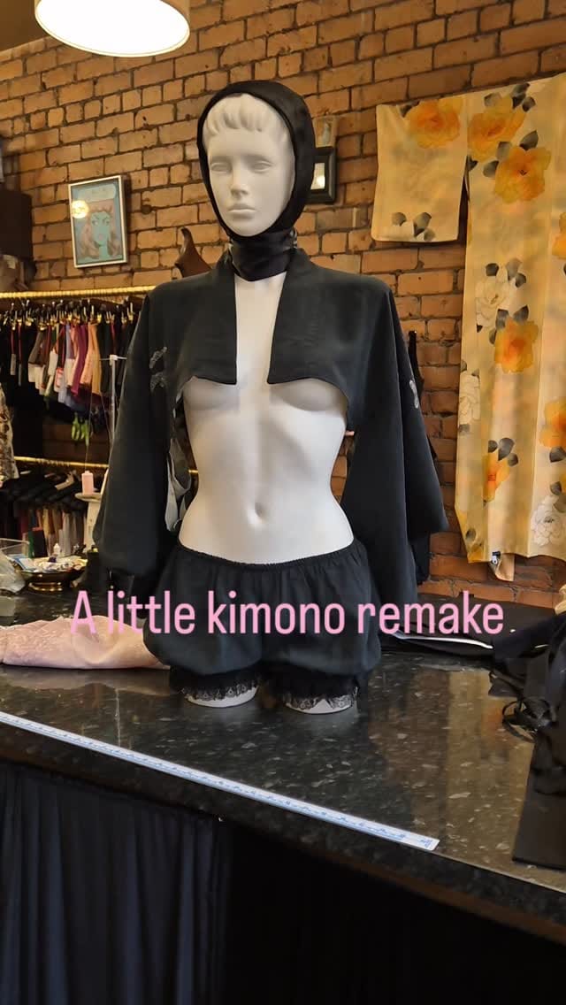 Post 9 by Kiku Boutique on Instagram (video)