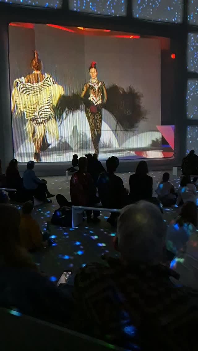 Post 4 by Kiku Boutique on Instagram (video)
