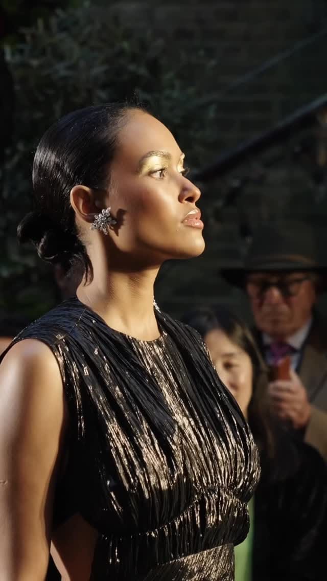 Post 6 by Oxford Fashion Studio on Instagram (video)